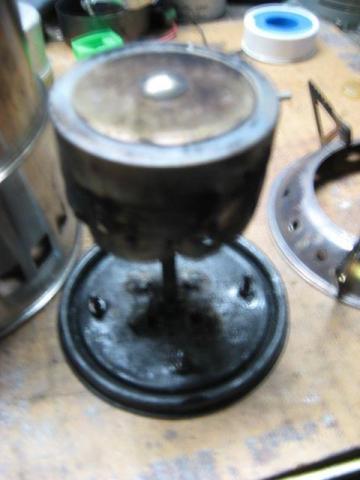 Stove insert and perforated pot support ring
